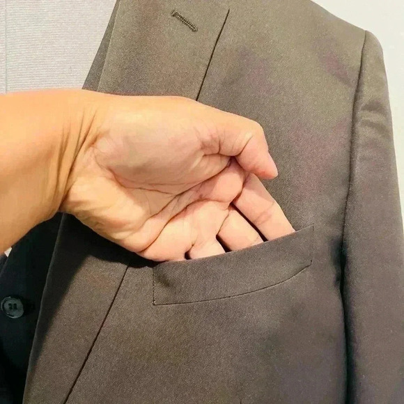 Cooper & Nelson Men's 2 Piece blazer and vest gray , size 44s‎ two button blazer - Picture 7 of 16